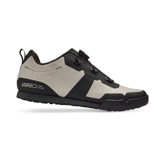 Giro Tracker BOA Flat Pedal Shoes in Stone