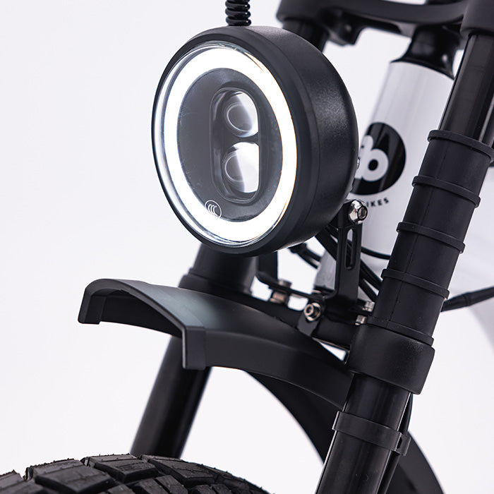 Fatboy headlight beam on a Scrambler V2