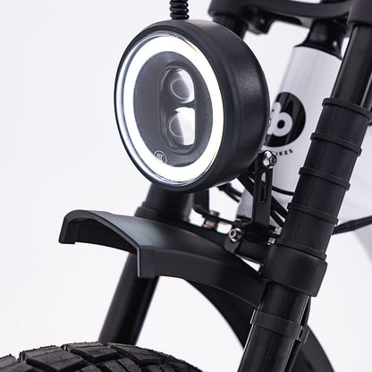Fatboy headlight beam on a Scrambler V2