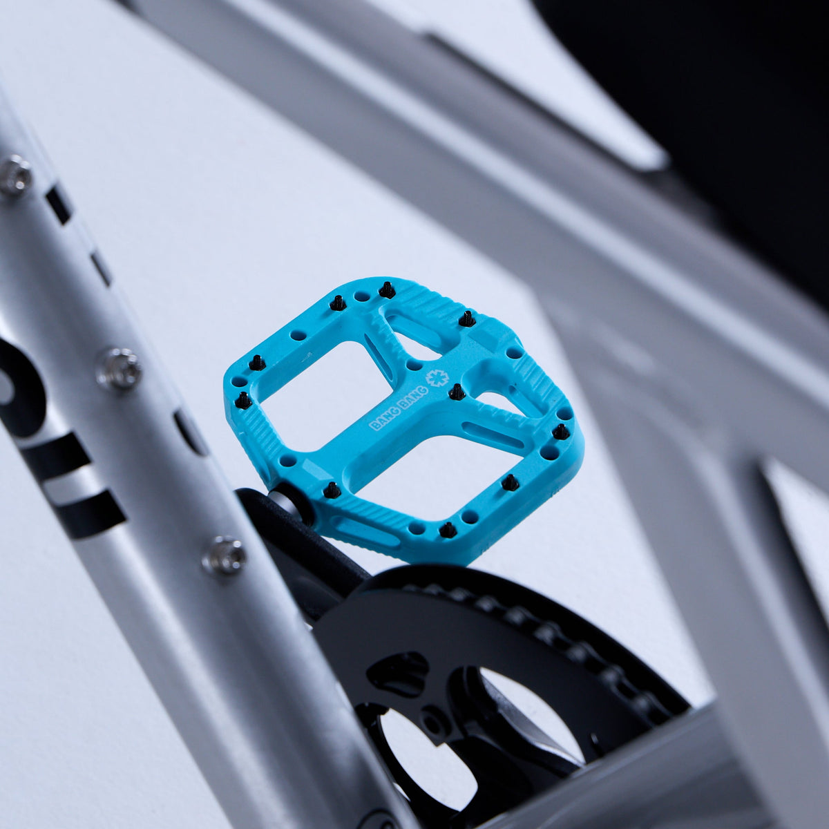 Fatboy Bang Bang coloured pedals in Light Grey