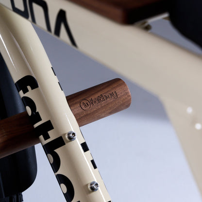 Fatboy Grom Seat Set V3 close-up of walnut foot peg and grom handlebars