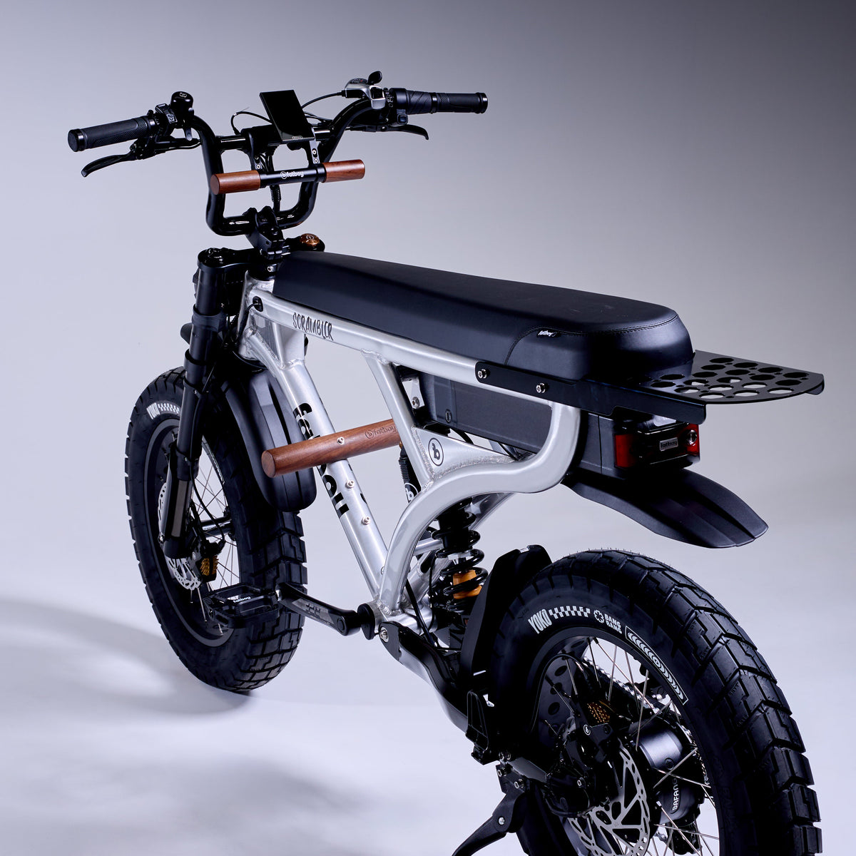 Fatboy Long Seat Grom Set V3 side view on a Scrambler V3