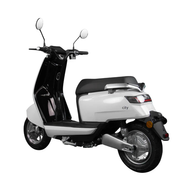 Benzina Zero City Electric Moped – view 7 | Grace & Pace Electric Bikes