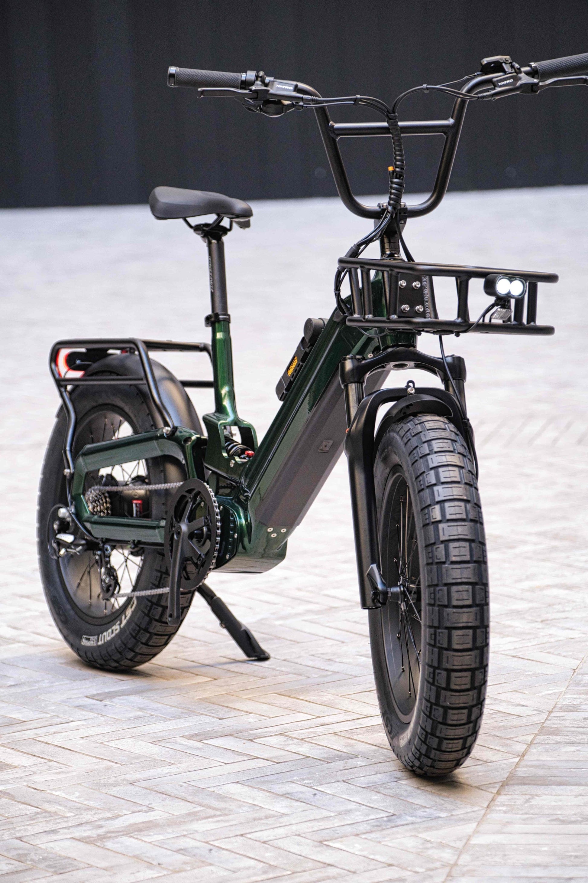 Volition KOALA ST Deluxe step-through frame detail