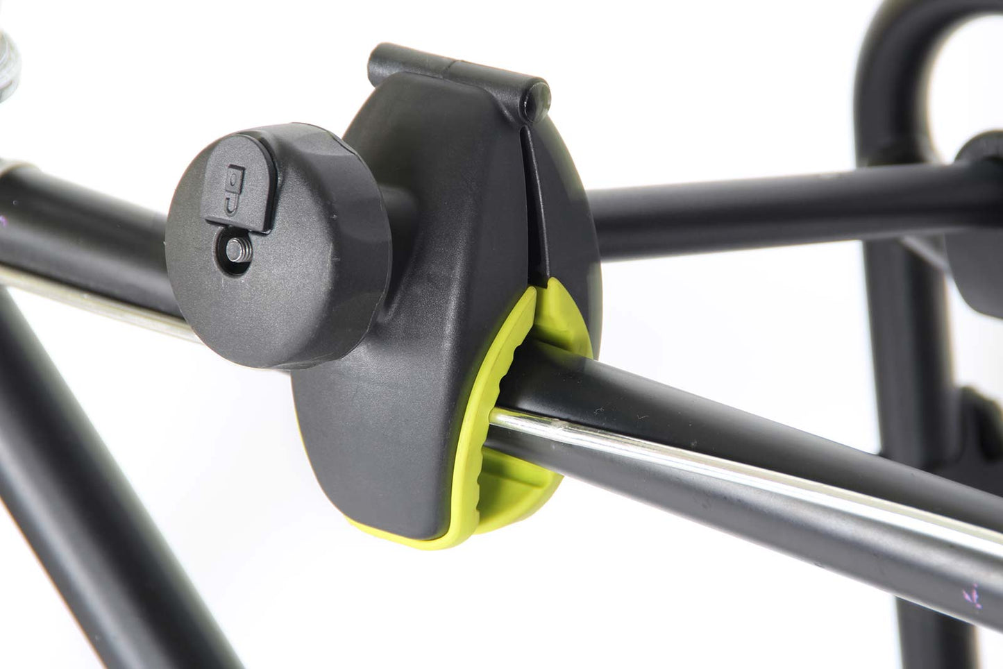 Buzzrack Pilot 4X4 spare tyre mounting hardware