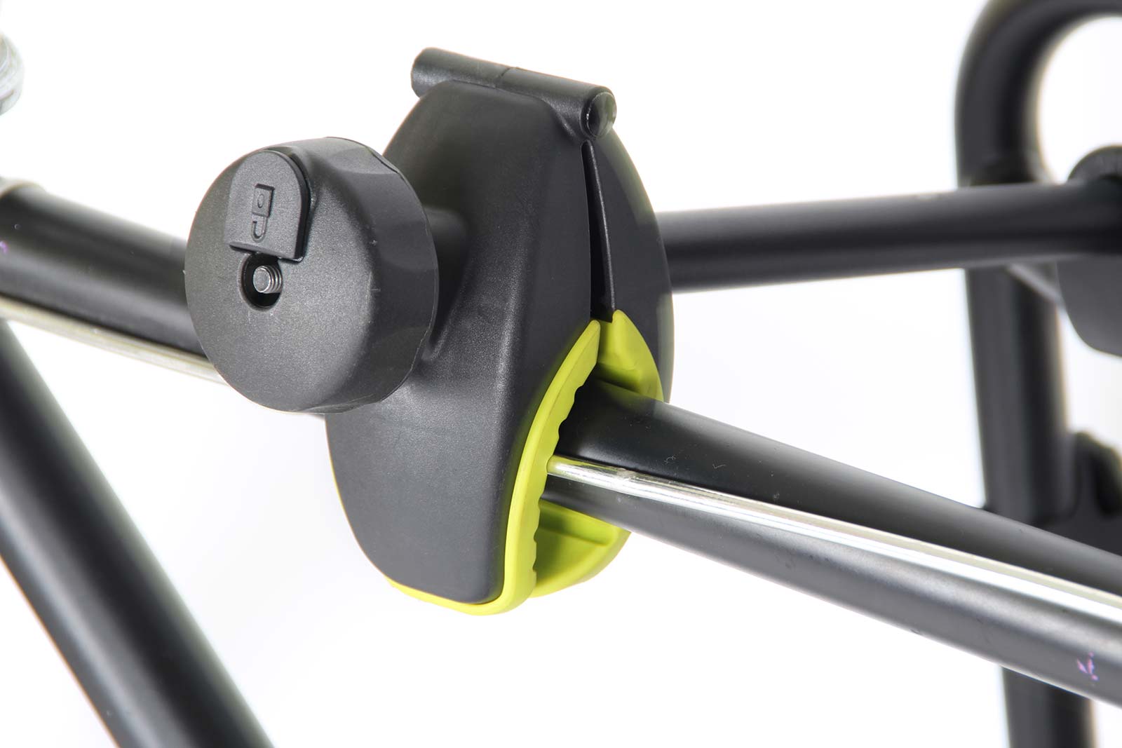 Buzzrack Pilot 4X4 spare tyre mounting hardware