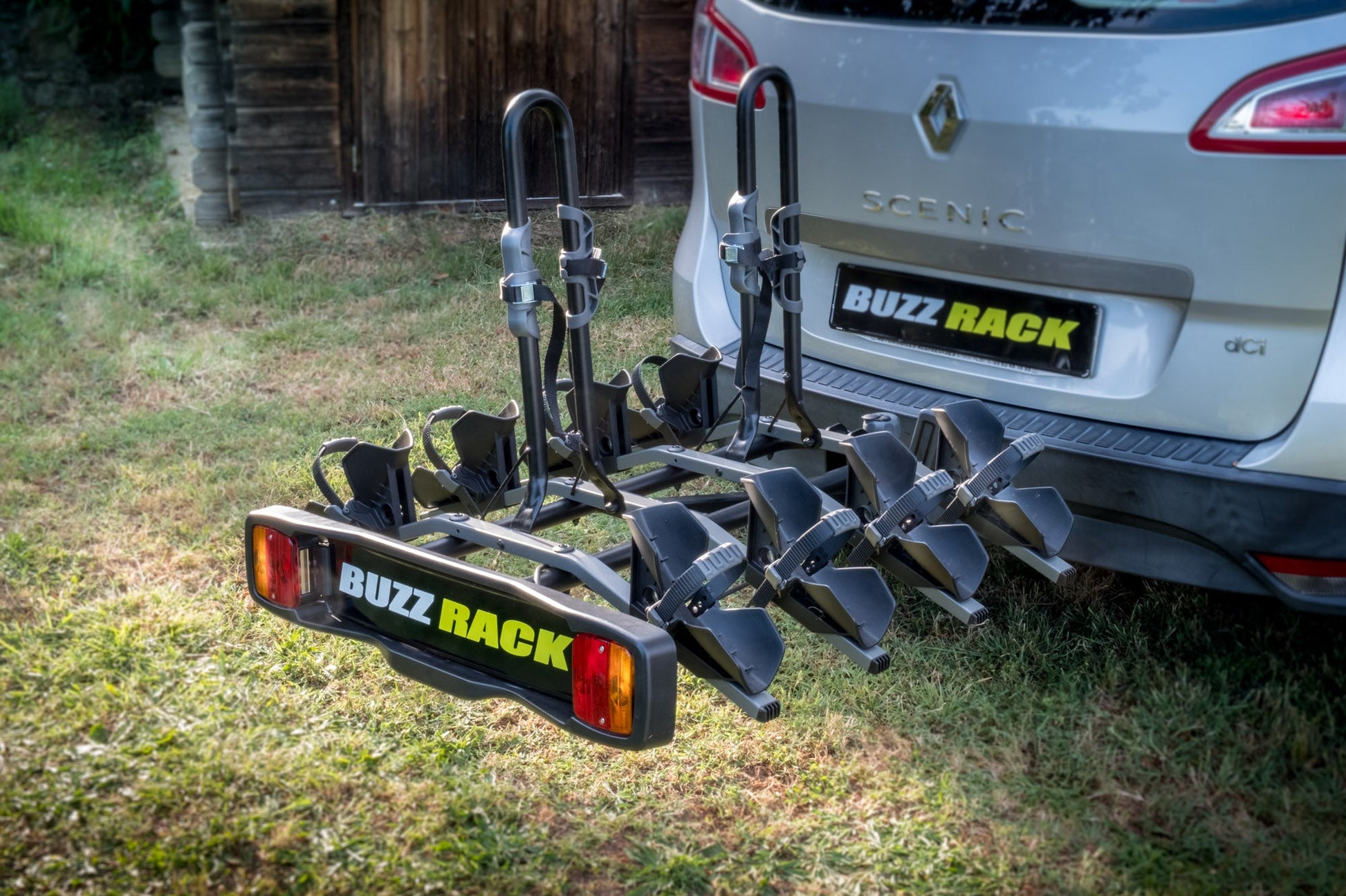 Buzzrack Buzzybee 4 loaded with four bikes outdoors