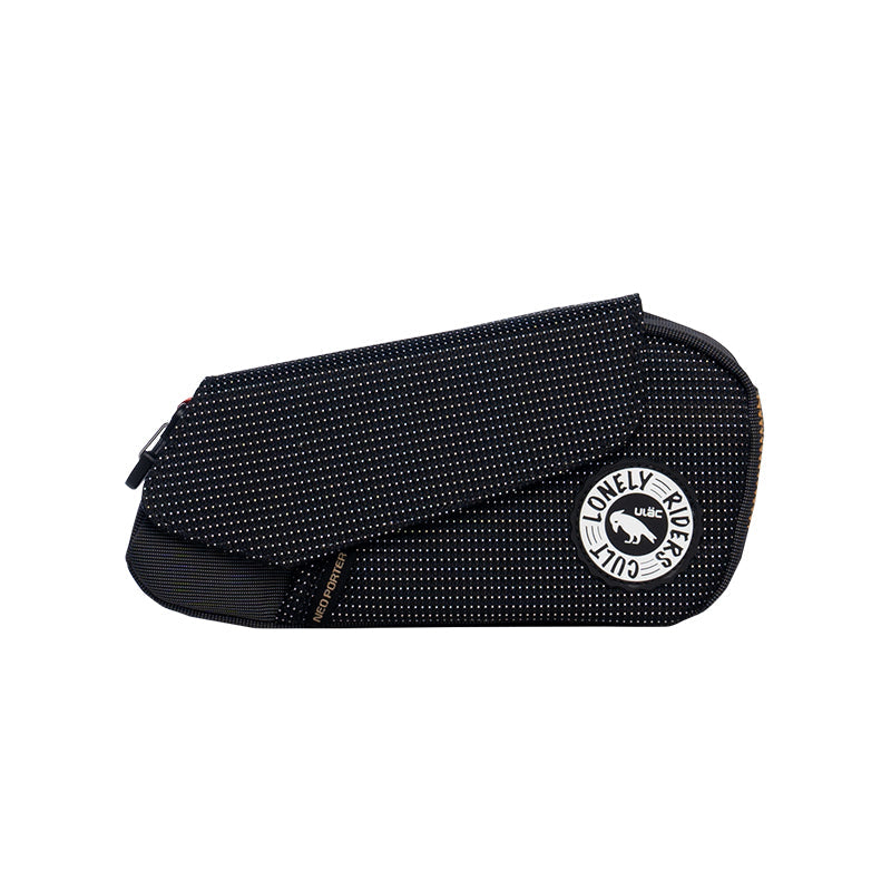 Ulac Trekking Verve 0.9L magnetic flap top tube bag in jet black
