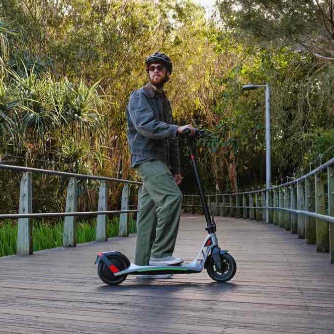 Benzina Zero V-10 Folding Electric Scooter – view 6 | Grace & Pace Electric Bikes
