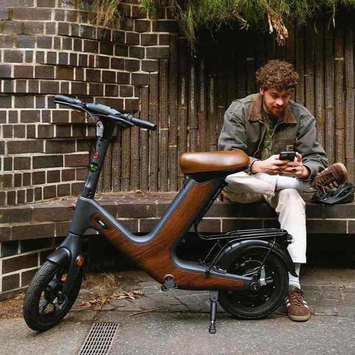 Benzina Zero V-50 Seated Electric Scooter – view 8 | Grace & Pace Electric Bikes