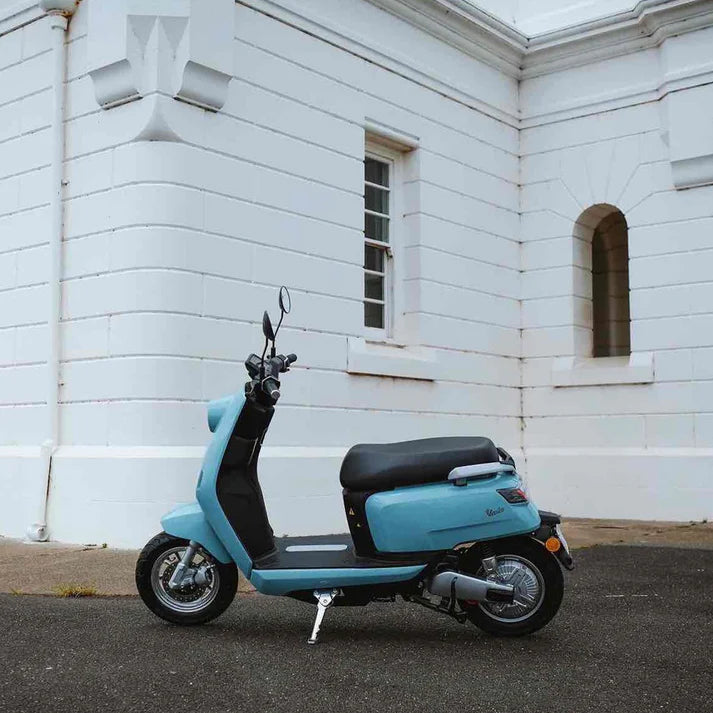 Benzina Zero Vasto Electric Moped – view 9 | Grace & Pace Electric Bikes