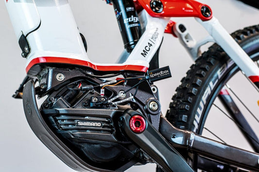 SpeedBox 1.3 for Shimano EP8 chip detail