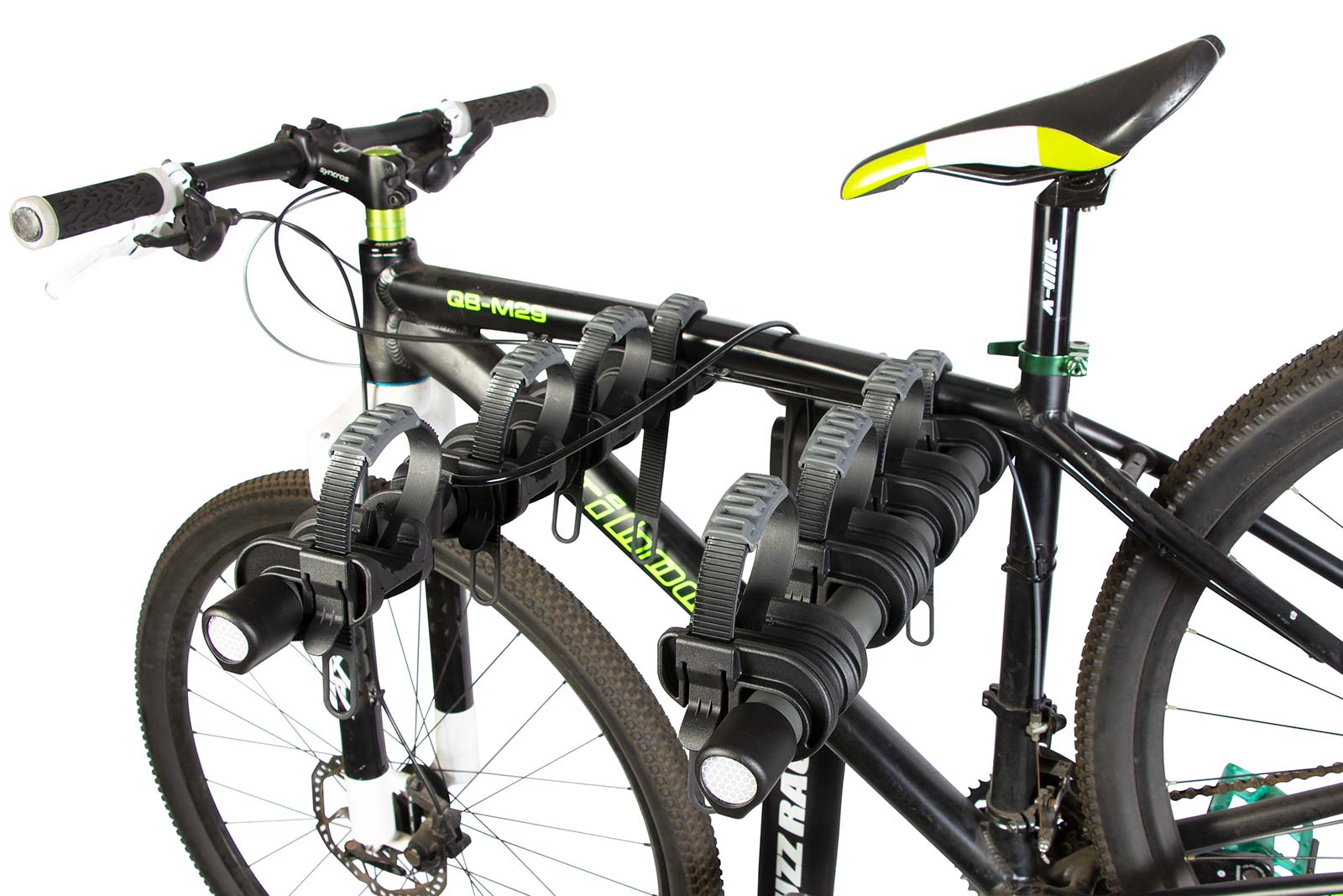 Buzzrack Buffalo H4 padded cradle and frame strap detail