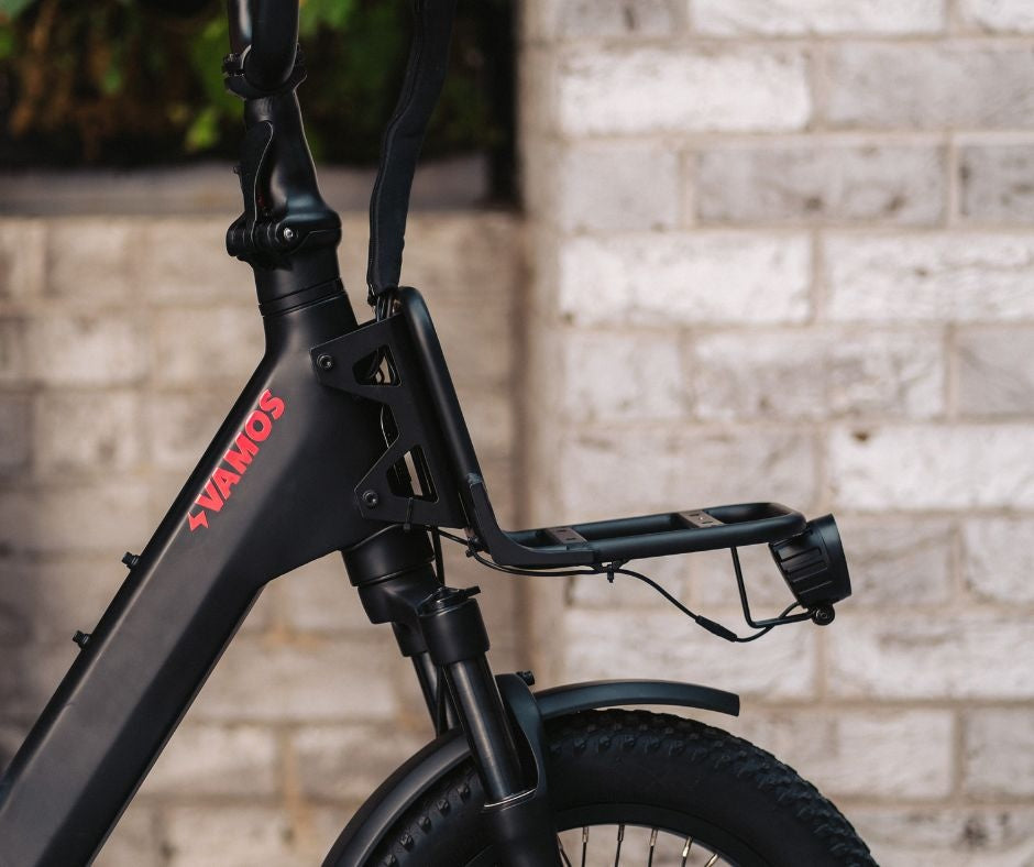 Vamos Doblez front rack mounted on the folding e-bike