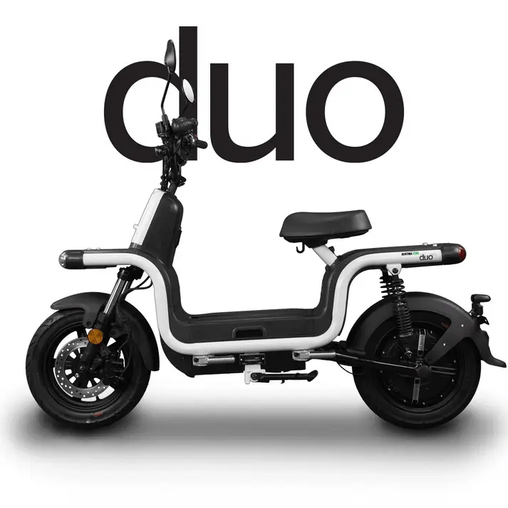 Benzina Zero Duo Electric Moped | Grace & Pace Electric Bikes