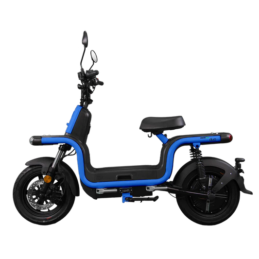 Benzina Zero Duo Electric Moped – view 2 | Grace & Pace Electric Bikes