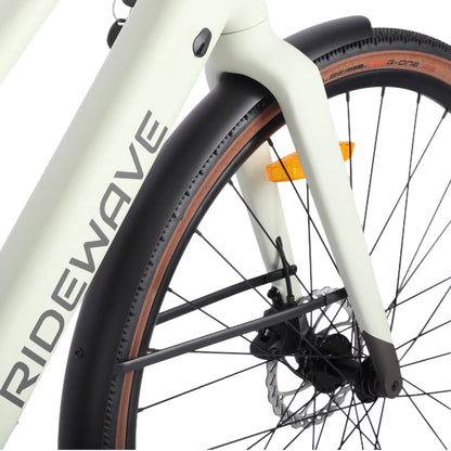 Ridewave Glide low-step e-bike mint, front wheel and fork detail