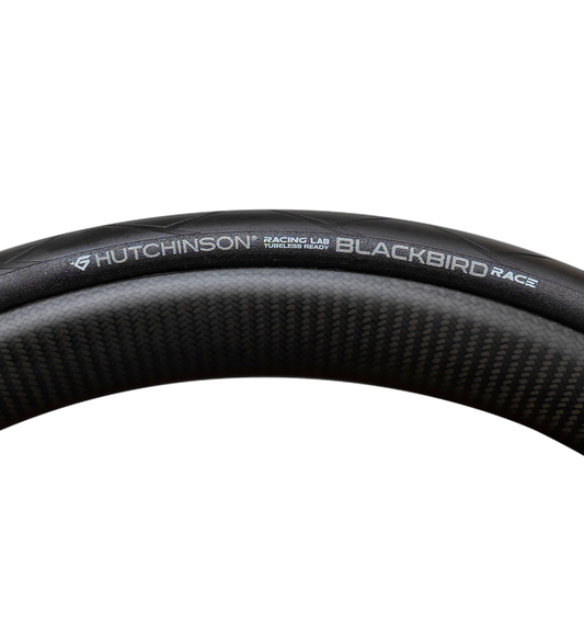 Hutchinson Blackbird Race tread detail