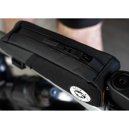 Ulac Trekking GT top tube bag on a bike