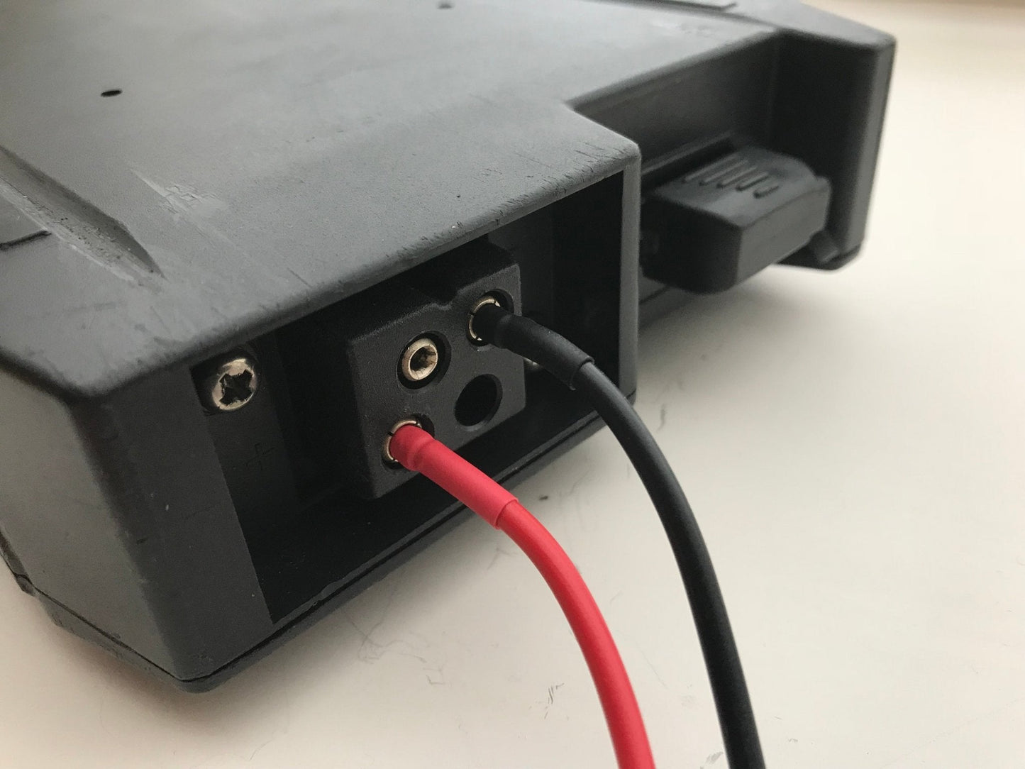 Universal Test Cable round 4MM Bullet Connector - Image 2